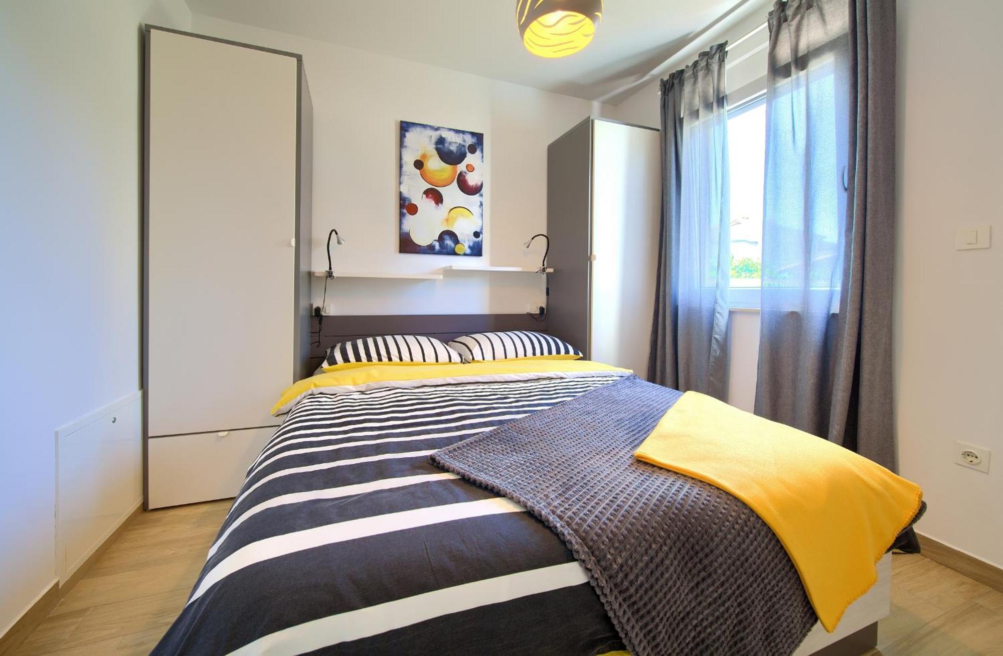 Apartment Sara Krk Town Esterno foto