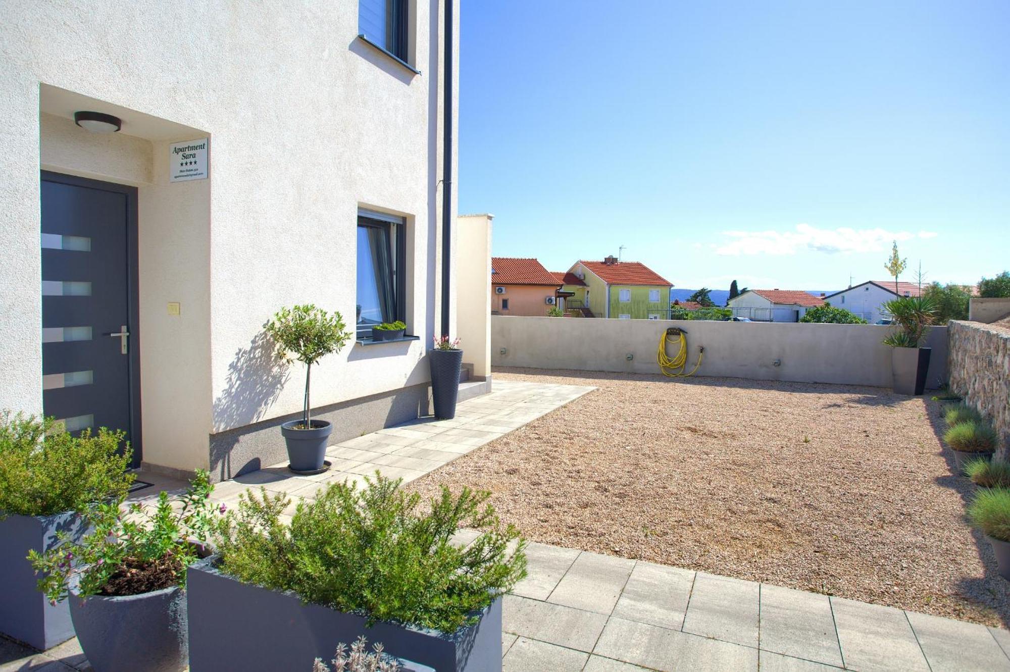 Apartment Sara Krk Town Esterno foto